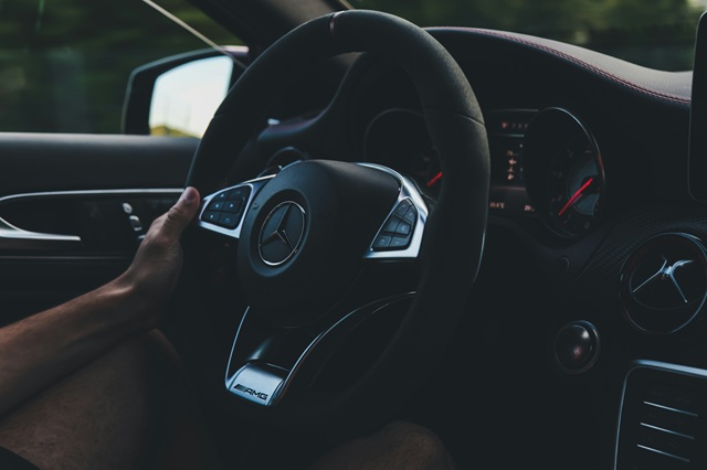 Refactura de Carro: Qué Es y Cuándo se Emite